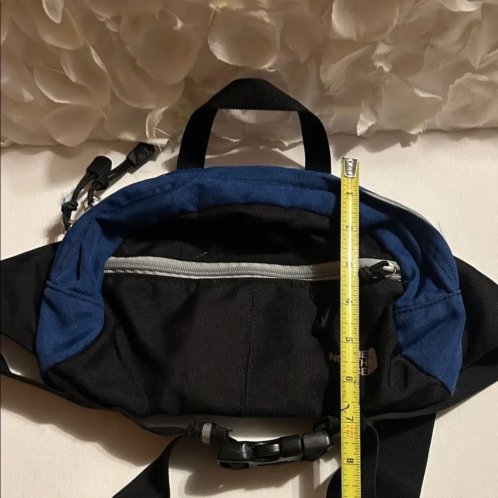 The North Face Men's Black and Blue Belt Bag